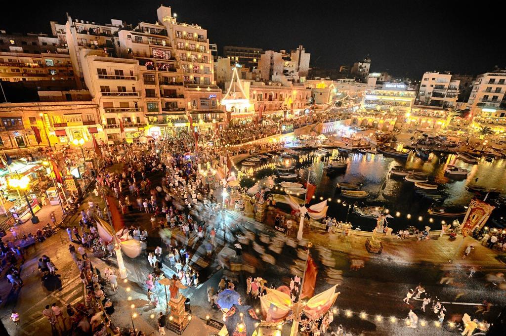 Spinola Seafront Apartment Сент Джулианс Номер фото
